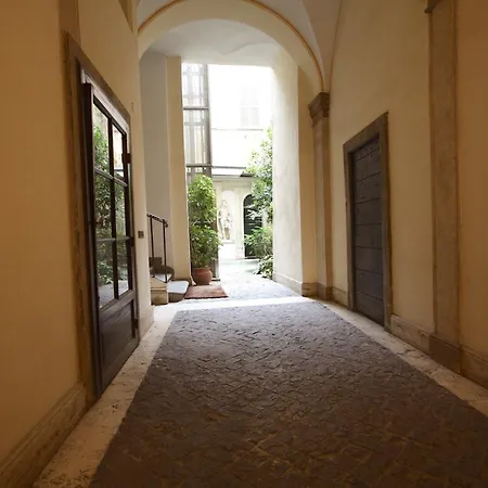 Navona Opera House Apartment Rome